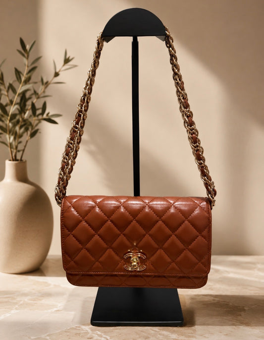 Chanel Classic Wallet on Chain (WOC)