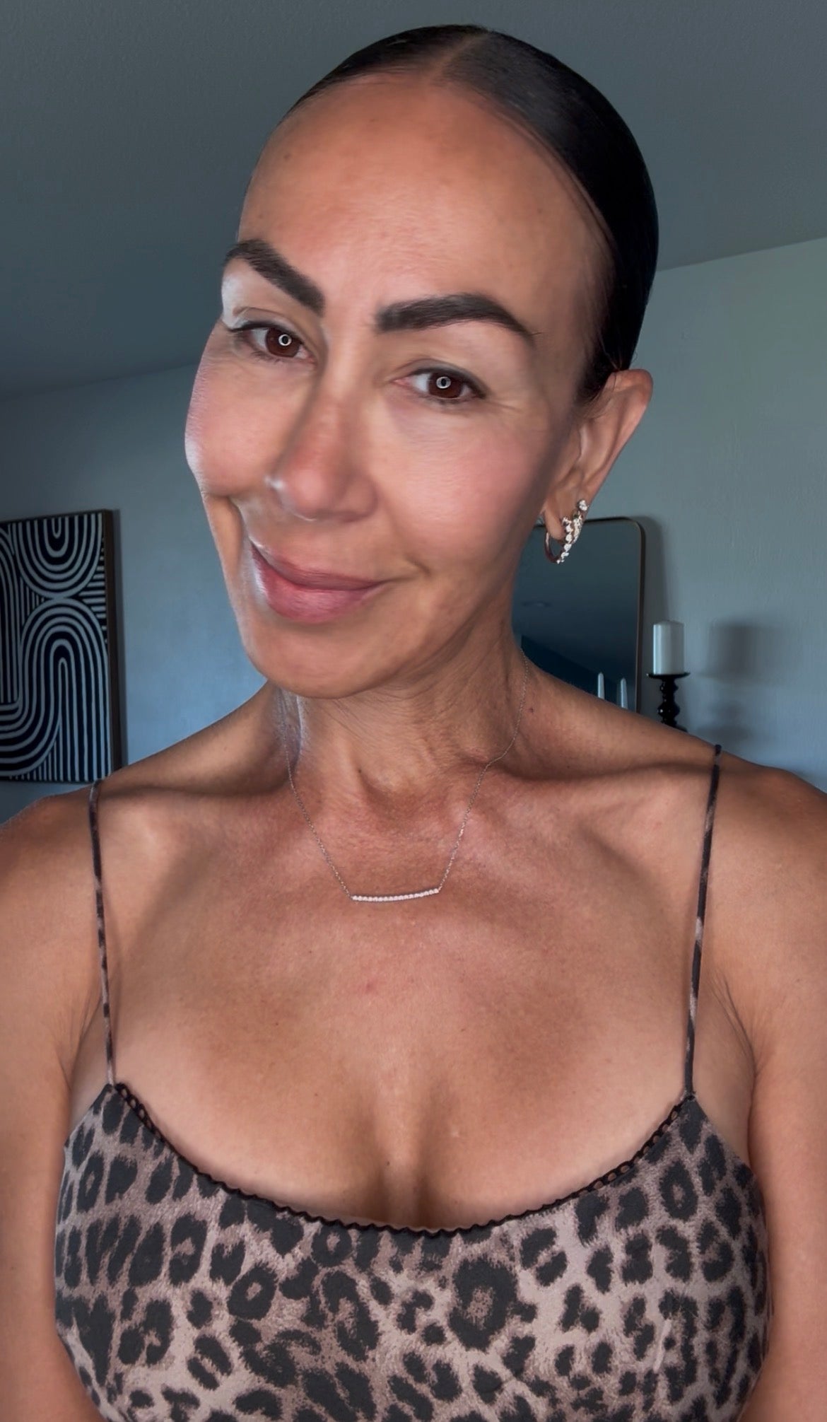 Diamond bar necklace