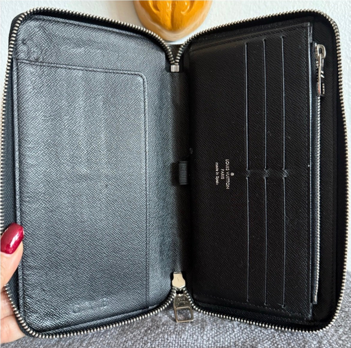 Louis Vuitton Damier Graphite organizer
