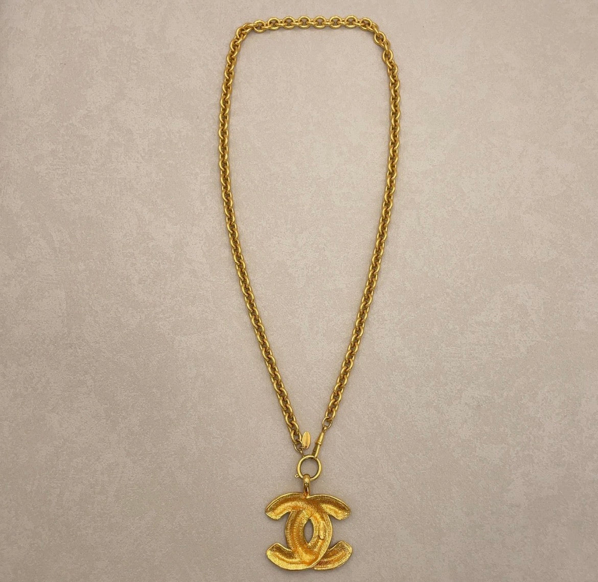 Authentic Vintage Chanel Quilted CC Pendant Necklace 24k Gold Plated Lagerfeld