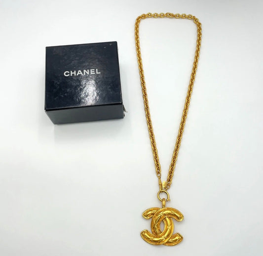 Authentic Vintage Chanel Quilted CC Pendant Necklace 24k Gold Plated Lagerfeld